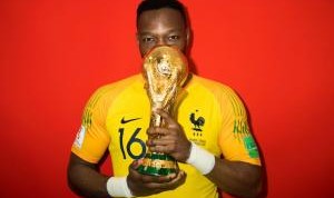 世俱杯参赛资格-40岁曼丹达退役丨18年世界杯冠军成员，代表马赛出战613场